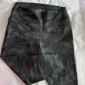NOBULL Cropped Camo Leggings